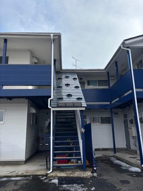 屋根の雪止めとスノーネット取り付け工事